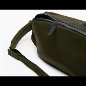 lululemon All Hours Belt Bag DKOV/BLK